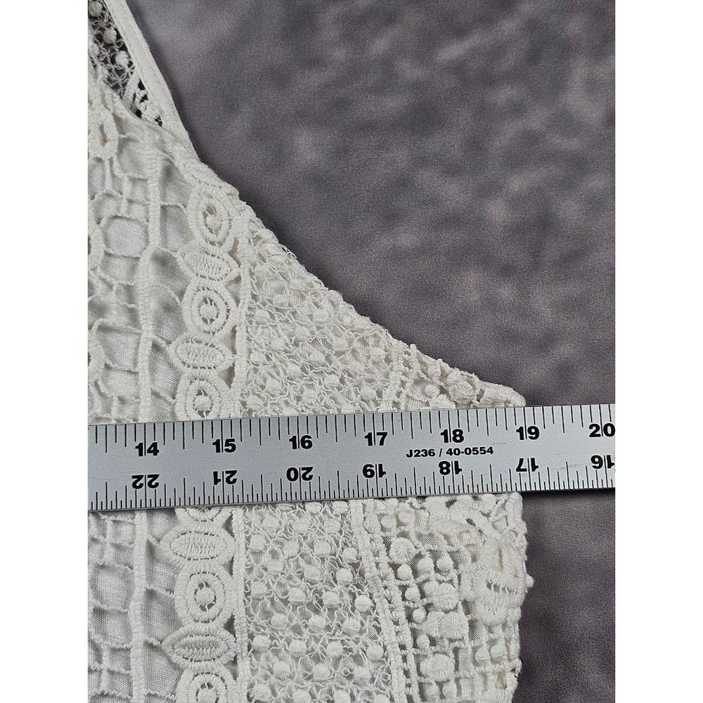 BKE Gimmicks Boho Crochet Halter Top Large Ivory Lace Cutout Festival Tank - Picture 8 of 10